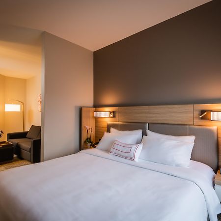 Springhill Suites By Marriott Tarrytown Westchester County Bagian luar foto